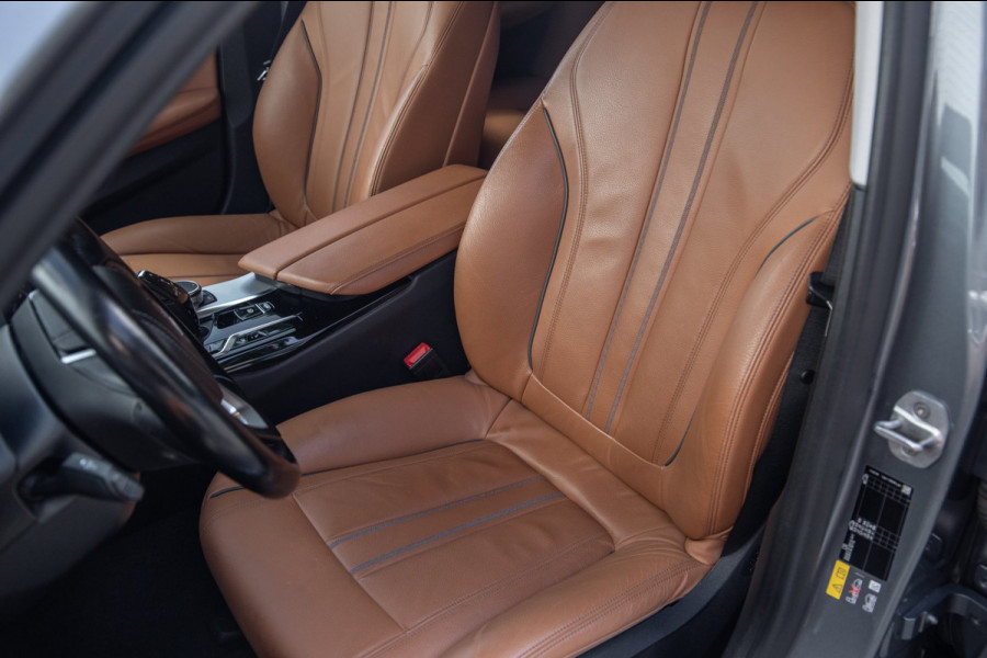BMW 5 Serie Touring 530e Business Edition Plus / Pano / Trekhaak