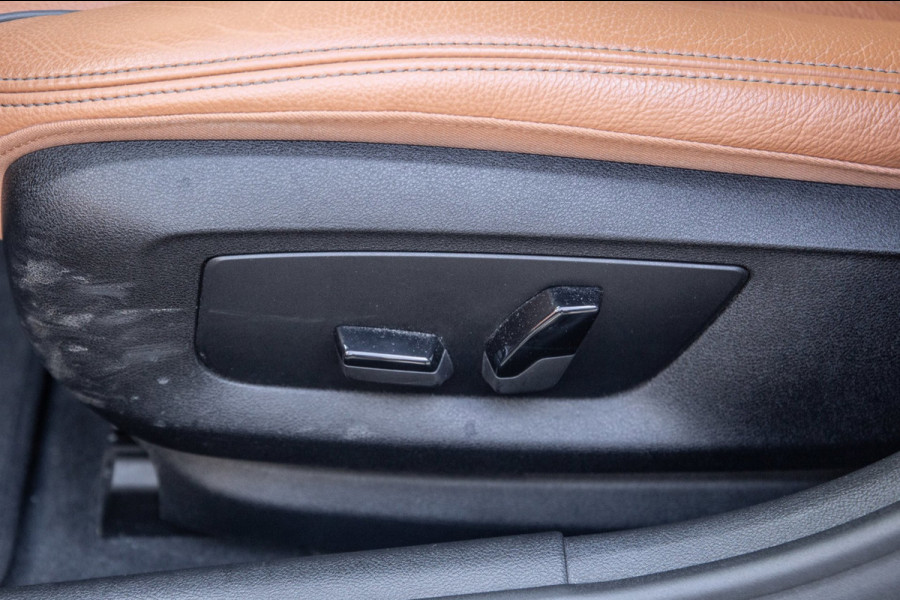 BMW 5 Serie Touring 530e Business Edition Plus / Pano / Trekhaak