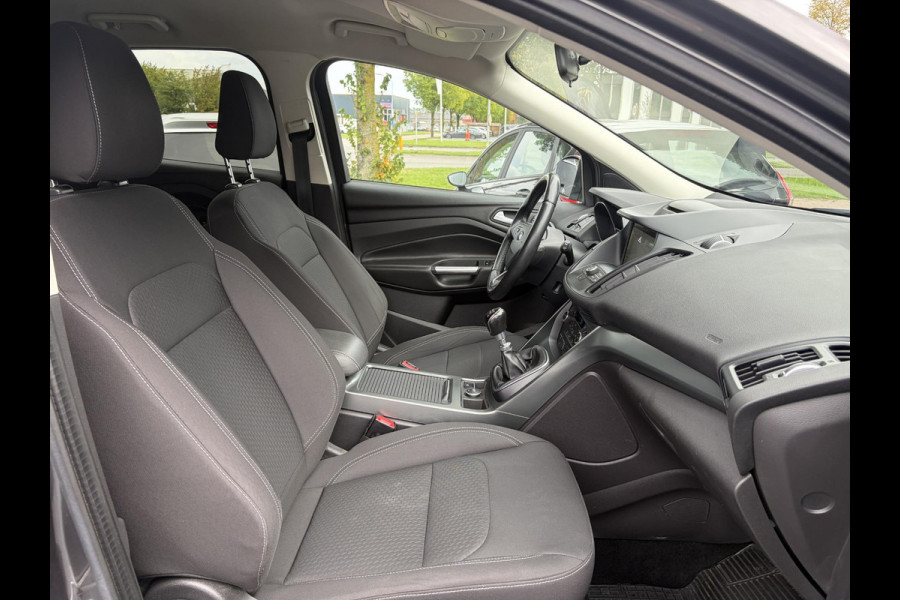 Ford Kuga 1.5 EcoBoost Trend Ultimate ✓Dealer Onderhouden✓Carplay✓Camera✓Navi✓Trekhaak✓Clima✓Cruise✓Pdc✓17'' Lm velgen✓150pk✓6 Bak✓4xElekt ramen✓N.A.P✓Apk  tot 04-2027