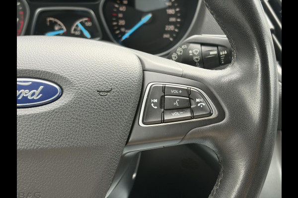 Ford Kuga 1.5 EcoBoost Trend Ultimate ✓Dealer Onderhouden✓Carplay✓Camera✓Navi✓Trekhaak✓Clima✓Cruise✓Pdc✓17'' Lm velgen✓150pk✓6 Bak✓4xElekt ramen✓N.A.P✓Apk  tot 04-2027