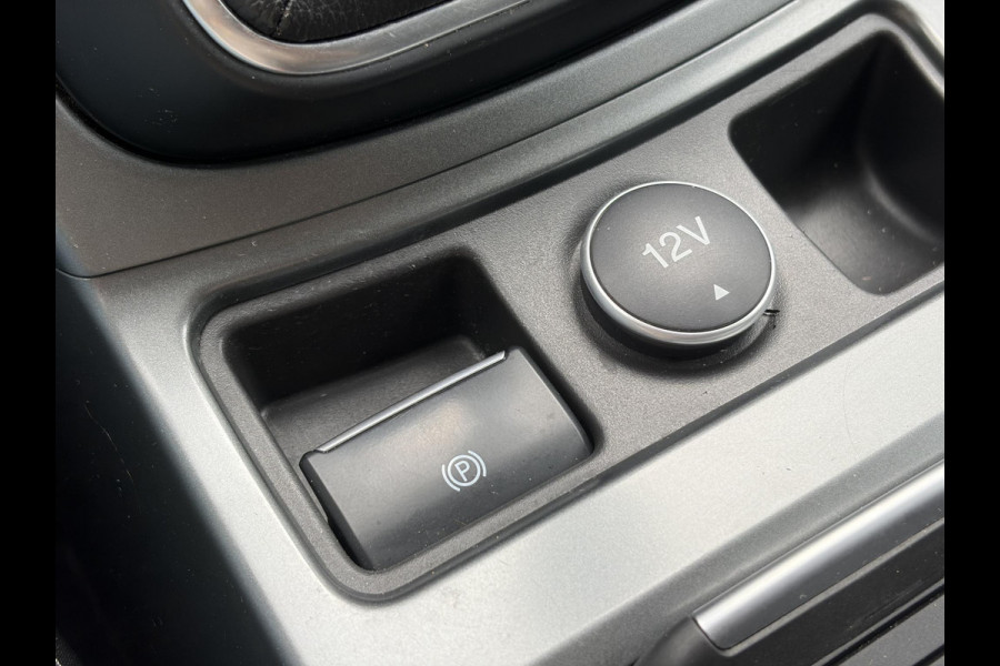 Ford Kuga 1.5 EcoBoost Trend Ultimate ✓Dealer Onderhouden✓Carplay✓Camera✓Navi✓Trekhaak✓Clima✓Cruise✓Pdc✓17'' Lm velgen✓150pk✓6 Bak✓4xElekt ramen✓N.A.P✓Apk  tot 04-2027