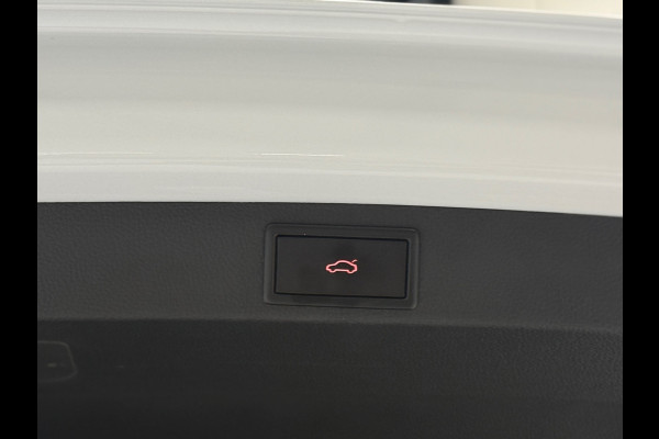 Škoda Karoq 1.5 TSI ACT Style Business |NAP|Trekhaak| App Connect |ACC| Canton |Elektrische kofferklep|