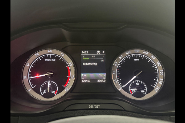 Škoda Karoq 1.5 TSI ACT Style Business |NAP|Trekhaak| App Connect |ACC| Canton |Elektrische kofferklep|