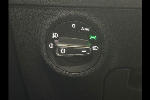 Škoda Karoq 1.5 TSI ACT Style Business |NAP|Trekhaak| App Connect |ACC| Canton |Elektrische kofferklep|