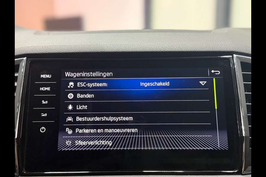 Škoda Karoq 1.5 TSI ACT Style Business |NAP|Trekhaak| App Connect |ACC| Canton |Elektrische kofferklep|