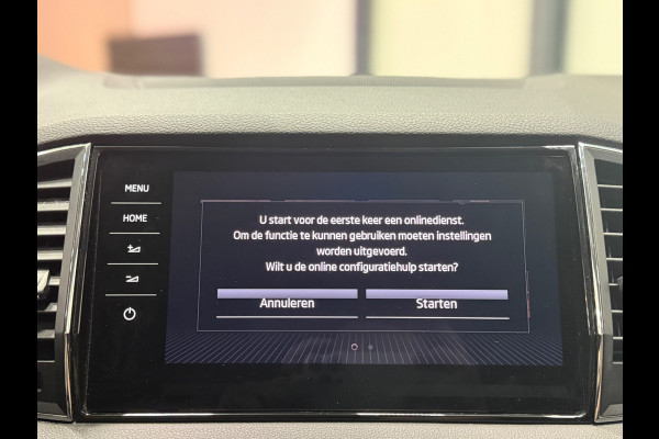 Škoda Karoq 1.5 TSI ACT Style Business |NAP|Trekhaak| App Connect |ACC| Canton |Elektrische kofferklep|