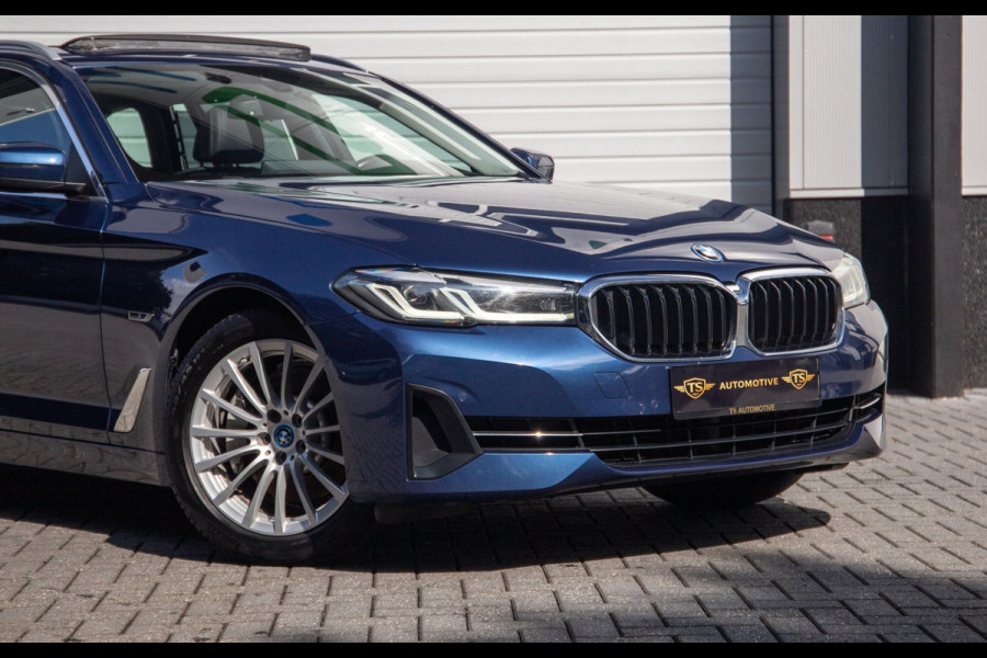 BMW 5 Serie Touring 530e High Executive / SOH 89% / Pano / Keyless / Gordijnen