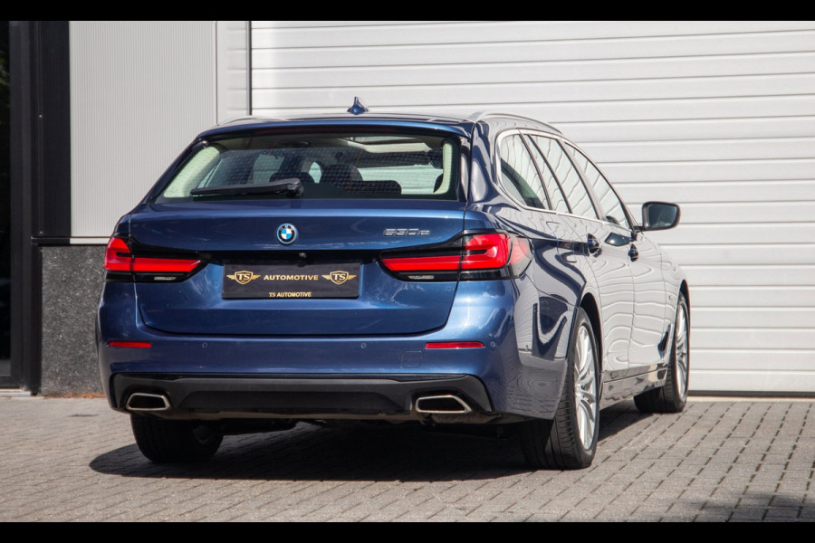 BMW 5 Serie Touring 530e High Executive / SOH 89% / Pano / Keyless / Gordijnen
