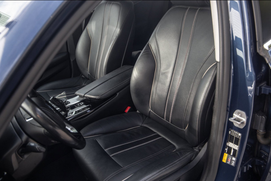 BMW 5 Serie Touring 530e High Executive / SOH 89% / Pano / Keyless / Gordijnen