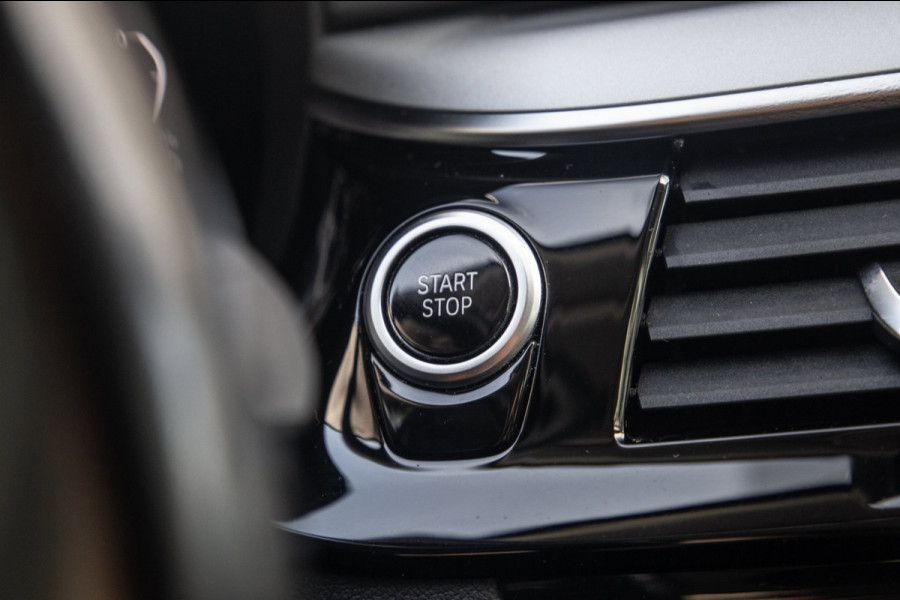 BMW 5 Serie Touring 530e High Executive / SOH 89% / Pano / Keyless / Gordijnen