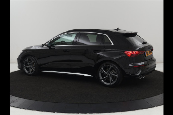 Audi S3 2.0 TFSI S3 quattro | Adaptive cruise | B&O | Bang & Olufsen | Matrix LED | Leder/Alcantara | Park Assist | Stoelverwarming | Virtual Cockpit | Carplay | Navigatie | Sportstoelen | Climate control