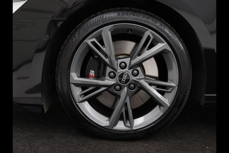Audi S3 2.0 TFSI S3 quattro | Adaptive cruise | B&O | Bang & Olufsen | Matrix LED | Leder/Alcantara | Park Assist | Stoelverwarming | Virtual Cockpit | Carplay | Navigatie | Sportstoelen | Climate control
