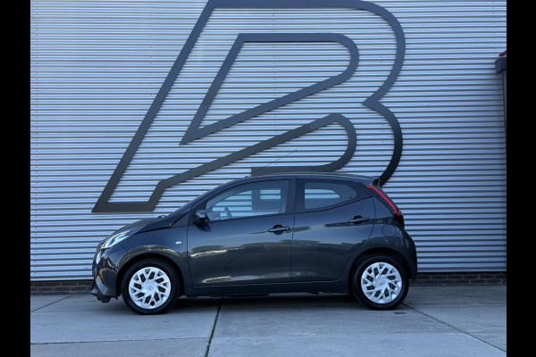 Toyota Aygo 1.0 VVT-i x-play Camera|Airco|Cruise|Elek ramen|N.A.P|APK tot 04-2027