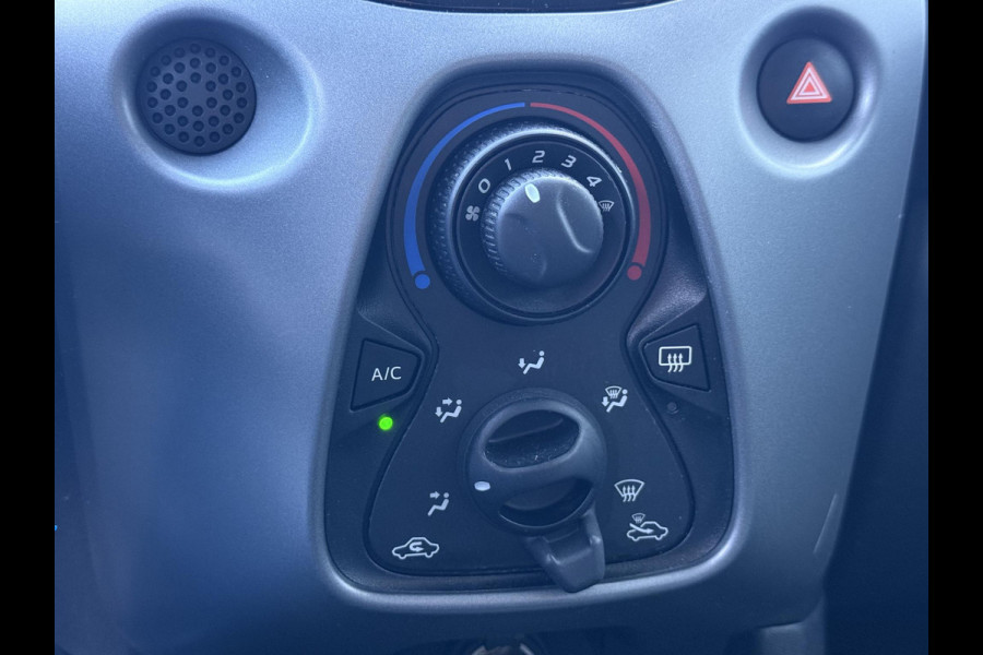 Toyota Aygo 1.0 VVT-i x-play Camera|Airco|Cruise|Elek ramen|N.A.P|APK tot 04-2027