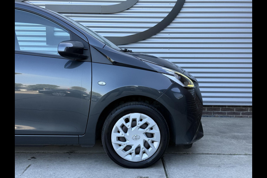Toyota Aygo 1.0 VVT-i x-play Camera|Airco|Cruise|Elek ramen|N.A.P|APK tot 04-2027