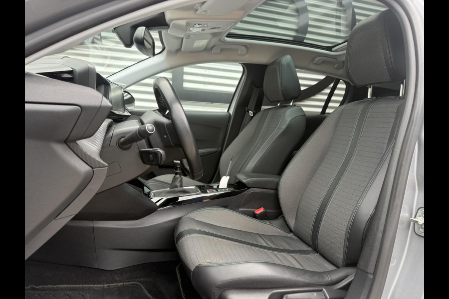Peugeot 208 1.2 PureTech Blue Lease Allure 1e Eigenaar|Pano|Camera|Carplay|Stoelverw|ACC|PDC|Clima|Nieuwe APK bij aflevering
