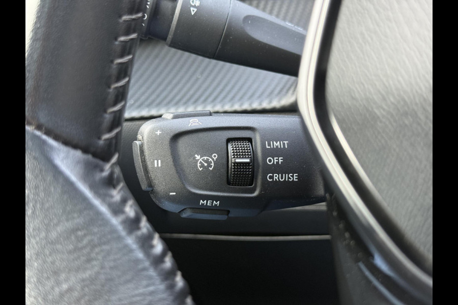 Peugeot 208 1.2 PureTech Blue Lease Allure 1e Eigenaar|Pano|Camera|Carplay|Stoelverw|ACC|PDC|Clima|Nieuwe APK bij aflevering