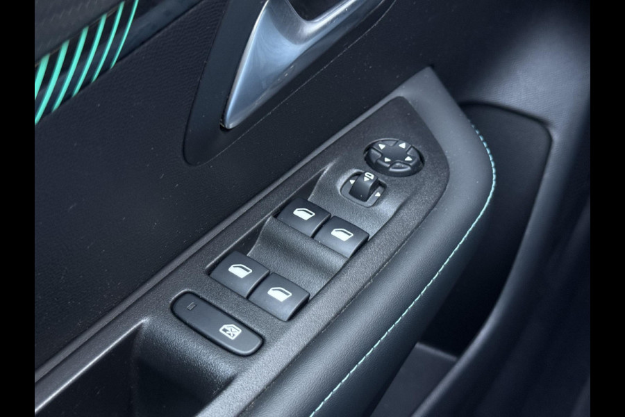 Peugeot 208 1.2 PureTech Blue Lease Allure 1e Eigenaar|Pano|Camera|Carplay|Stoelverw|ACC|PDC|Clima|Nieuwe APK bij aflevering
