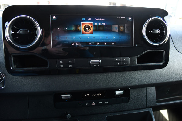 Mercedes-Benz Sprinter 319 V6 3.0 CDI L2H2 PB Edition Adaptieve Cruise, 360 Camera, Carplay, LED, 10,5'' Mbux, Automaat, 190pk, Leder, Multimedia, Uniek!