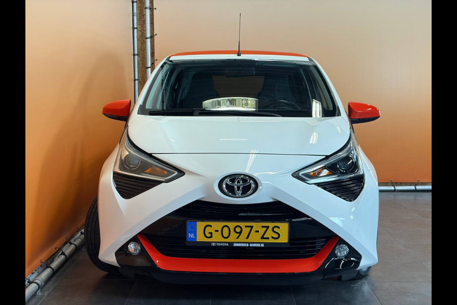 Toyota Aygo 1.0 VVT-i x-otic cabriotop | automaat | dealer onderhouden | navi | carplay | fabr gar 12/19