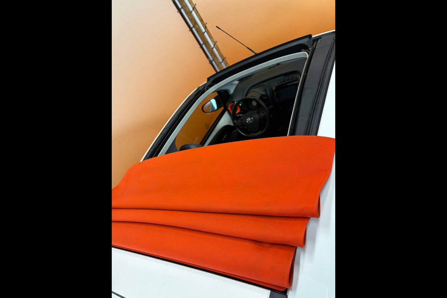 Toyota Aygo 1.0 VVT-i x-otic cabriotop | automaat | dealer onderhouden | navi | carplay | fabr gar 12/19