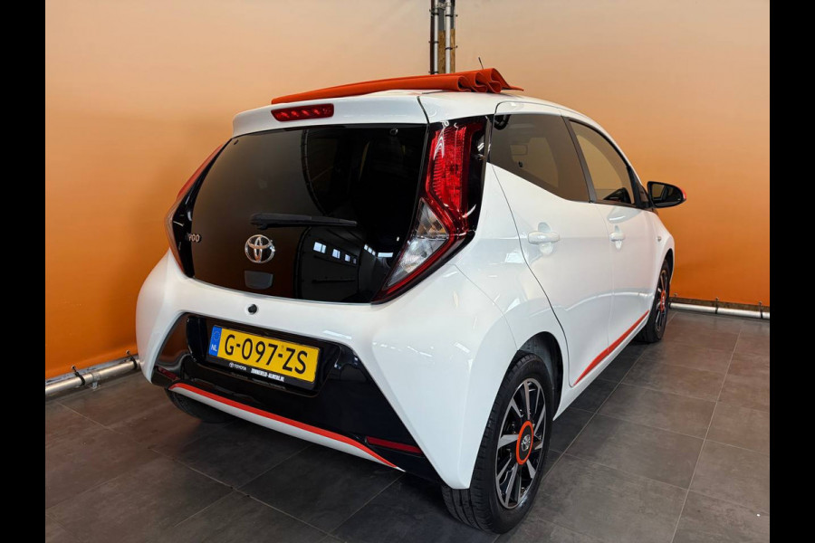 Toyota Aygo 1.0 VVT-i x-otic cabriotop | automaat | dealer onderhouden | navi | carplay | fabr gar 12/19