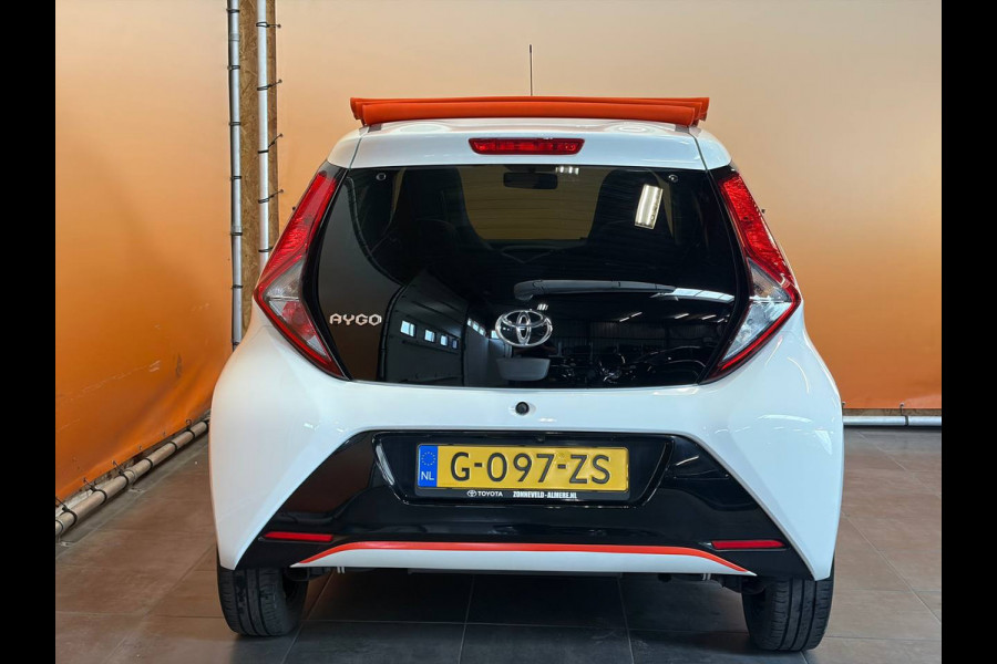 Toyota Aygo 1.0 VVT-i x-otic cabriotop | automaat | dealer onderhouden | navi | carplay | fabr gar 12/19
