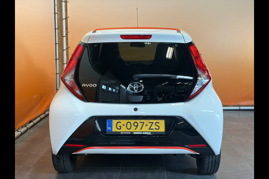 Toyota Aygo 1.0 VVT-i x-otic cabriotop | automaat | dealer onderhouden | navi | carplay | fabr gar 12/19