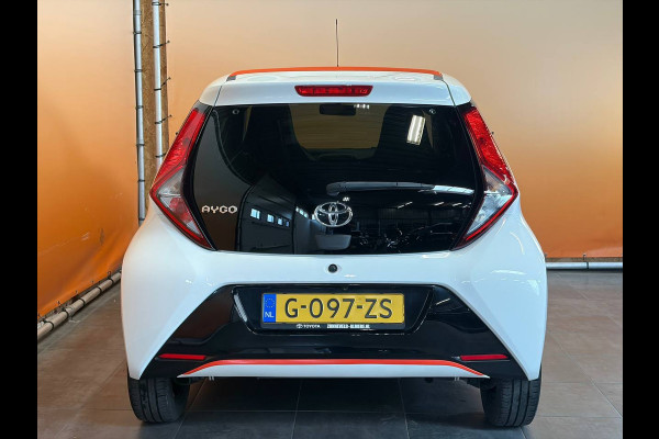 Toyota Aygo 1.0 VVT-i x-otic cabriotop | automaat | dealer onderhouden | navi | carplay | fabr gar 12/19