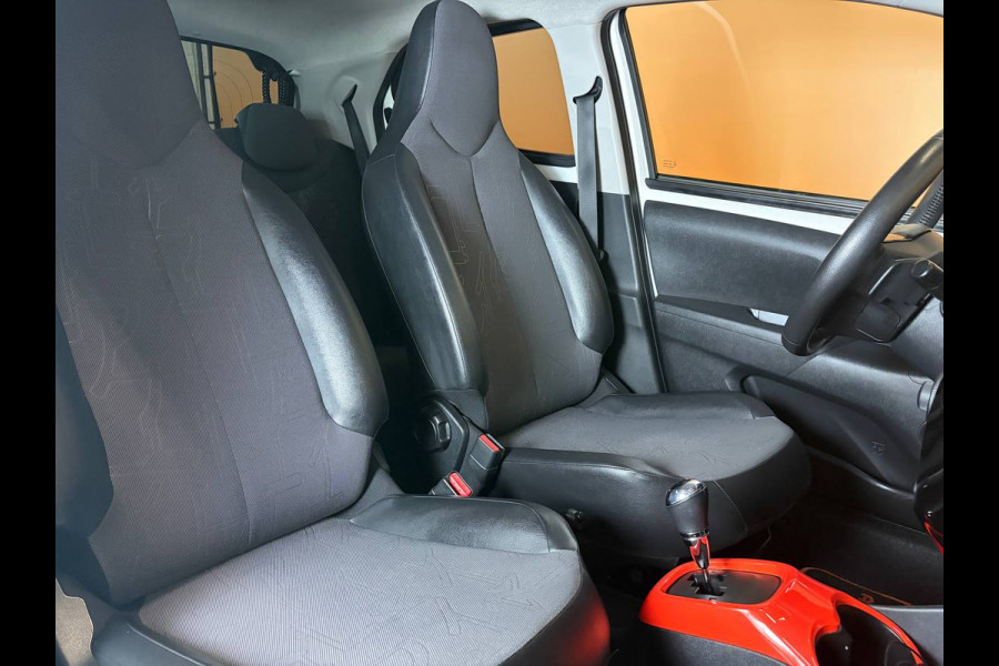Toyota Aygo 1.0 VVT-i x-otic cabriotop | automaat | dealer onderhouden | navi | carplay | fabr gar 12/19