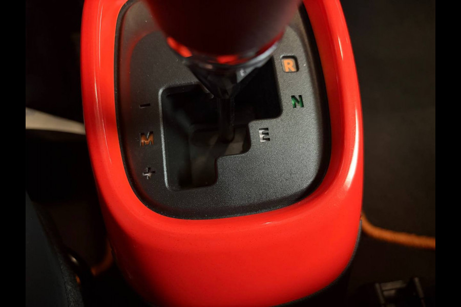 Toyota Aygo 1.0 VVT-i x-otic cabriotop | automaat | dealer onderhouden | navi | carplay | fabr gar 12/19