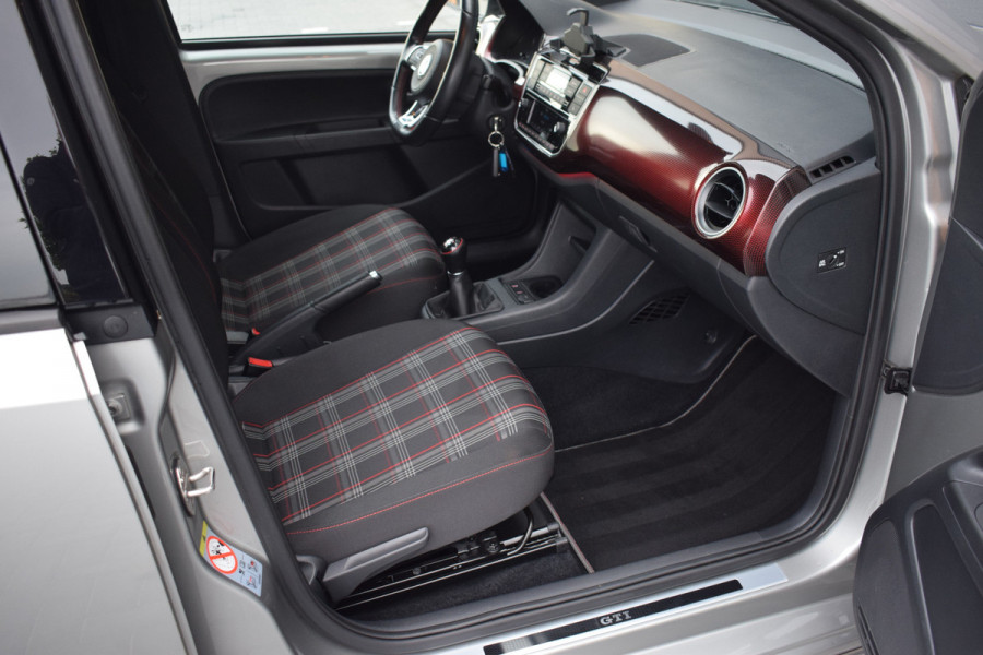 Volkswagen up! GTI 1.0 TSI 116pk | Pano | Beats | Camera |