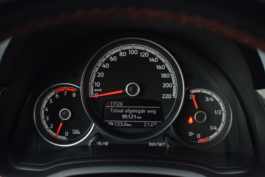 Volkswagen up! GTI 1.0 TSI 116pk | Pano | Beats | Camera |