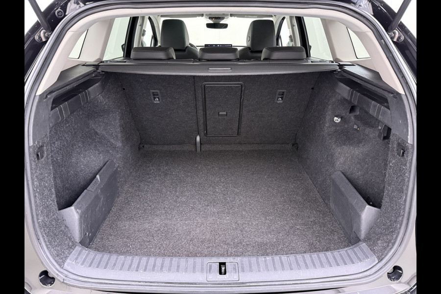 Škoda ENYAQ iV 80 SOH 91% Warmtepomp Panoramadak Trekhaak Leder+Verwarmd Stuurverwarming Assistentie-Climate 2-Comfort-Pakket Adap.Cruise 3 Zon Leder-pakket Keyless advanced Lmv Led P-Assist 1.000KG Trekgewicht 1e Eigenaar Origineel Nederlandse Auto