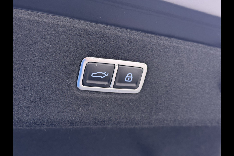 Hyundai IONIQ 6 77.4kWh 229PK Trekhaak SOH 100% Warmtepomp Adap.Cruise Head-Up Stoel+Achterbank+Stuur Verwarming Camera Navi Pdc Apple Carplay A Elek. Achterklep Privacy Glas Lmv Led Lane Assist 1.500KG Trekgewicht 1e Eigenaar Origineel Nederlandse Auto