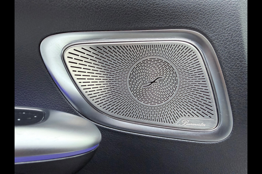Mercedes-Benz C-Klasse 300 AMG Line Pano/Burmester/360