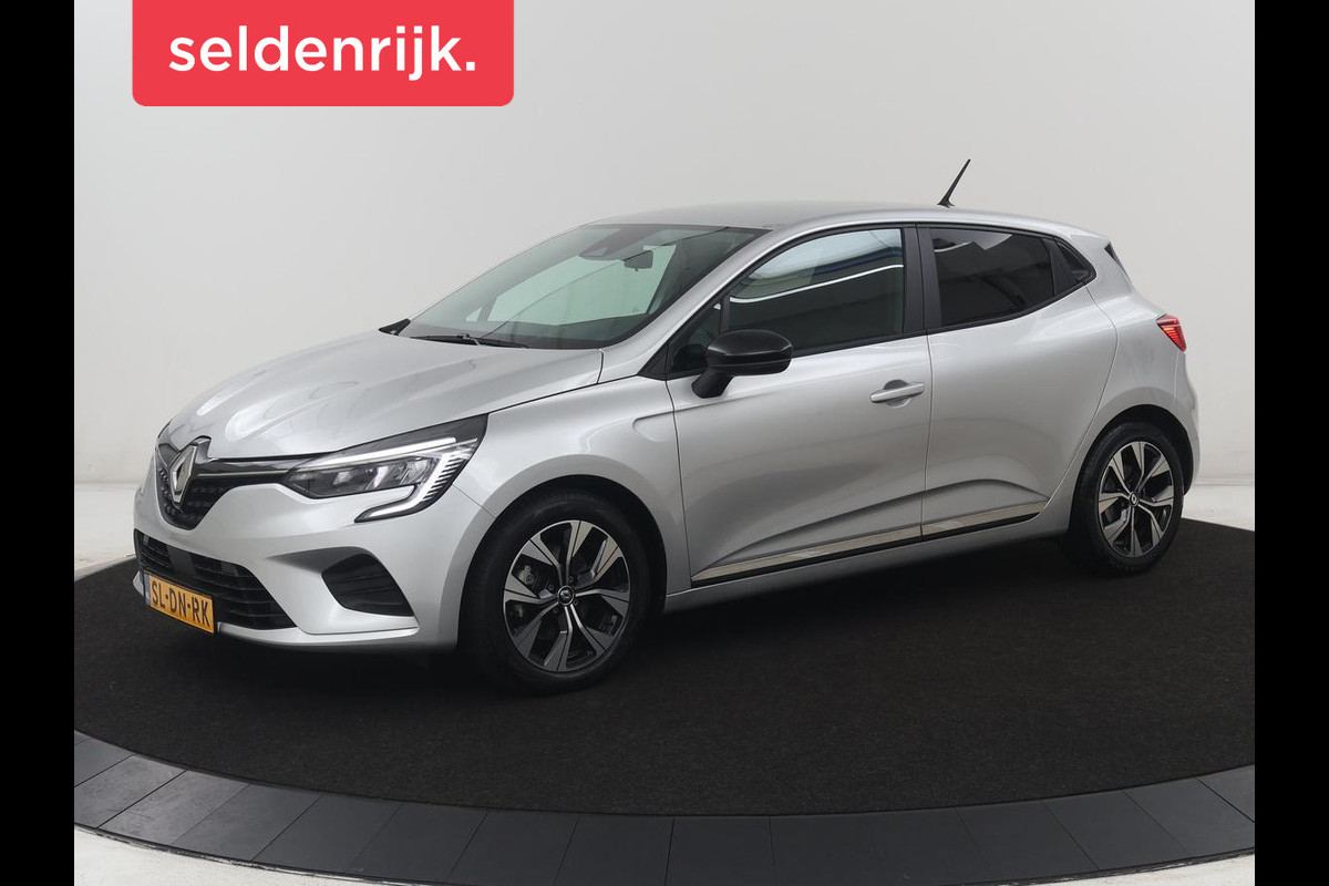 Renault Clio 1.6 E-Tech Full Hybrid 145 esprit Alpine | SOH 93% | Cruise control | Climate control | Park assist | Navigatie | Bluetooth | Full LED