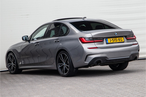 BMW 3-serie 320i High Executive M-Sport, Leder, Schuifdak, Head-up 2020