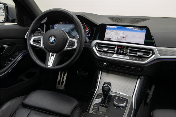 BMW 3-serie 320i High Executive M-Sport, Leder, Schuifdak, Head-up 2020