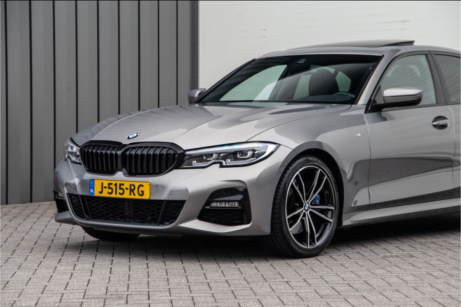 BMW 3-serie 320i High Executive M-Sport, Leder, Schuifdak, Head-up 2020