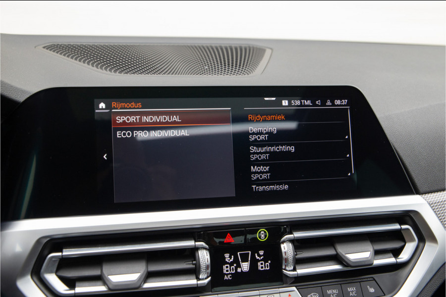 BMW 3-serie 320i High Executive M-Sport, Leder, Schuifdak, Head-up 2020