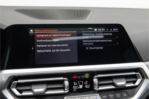 BMW 3-serie 320i High Executive M-Sport, Leder, Schuifdak, Head-up 2020