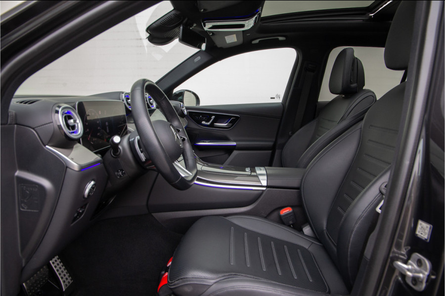 Mercedes-Benz GLC 300e 4MATIC AMG Premium, Pano, Leder, Distronic, Nightpack 2024