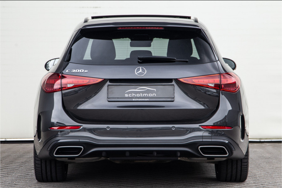 Mercedes-Benz C-Klasse Estate 300 e AMG Premium, Pano, Distronic, Trekhaak, Nightpakket 2023