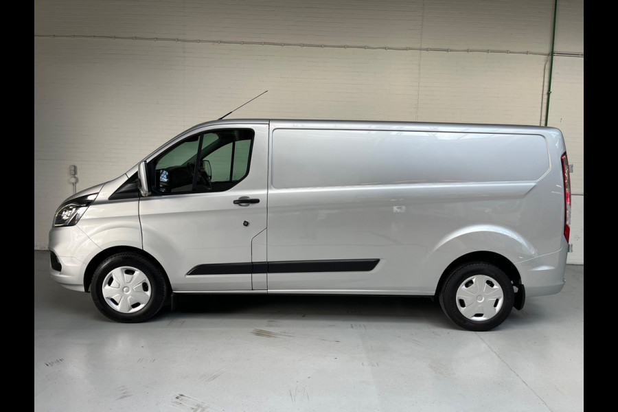 Ford Transit Custom L2H1 Automaat 300 2.0 TDCI 130pk Limited 3persoons, Airco, Navigatie, Trekhaak, Metallic lak, RIJKLAARPRIJS