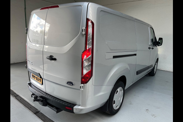 Ford Transit Custom L2H1 Automaat 300 2.0 TDCI 130pk Limited 3persoons, Airco, Navigatie, Trekhaak, Metallic lak, RIJKLAARPRIJS