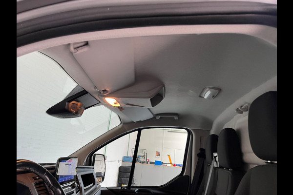 Ford Transit Custom L2H1 Automaat 300 2.0 TDCI 130pk Limited 3persoons, Airco, Navigatie, Trekhaak, Metallic lak, RIJKLAARPRIJS