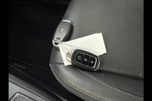 Hyundai Kona 1.6 GDI HEV Premium Automaat Stoelkoel+verw. Carplay Adap.Cruis
