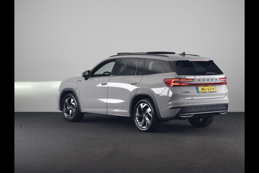 Škoda Kodiaq Sportline Business PHEV 1.5 TSI 204pk | Panoramadak | Trekhaak | Elektrisch verstelbare voorstoel met geheugen | Verwarmbare voorstoelen en achterbank |  Verlengde garantie |