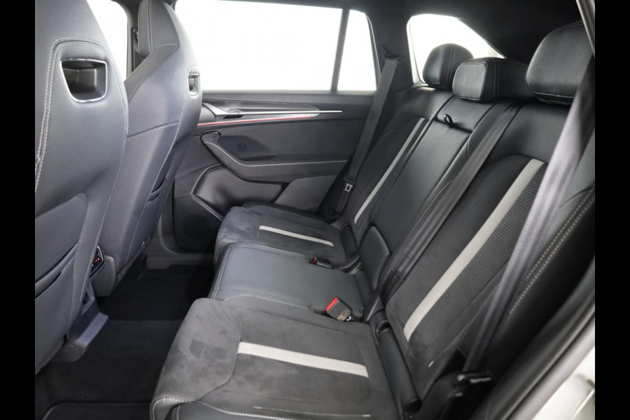 Škoda Kodiaq Sportline Business PHEV 1.5 TSI 204pk | Panoramadak | Trekhaak | Elektrisch verstelbare voorstoel met geheugen | Verwarmbare voorstoelen en achterbank |  Verlengde garantie |